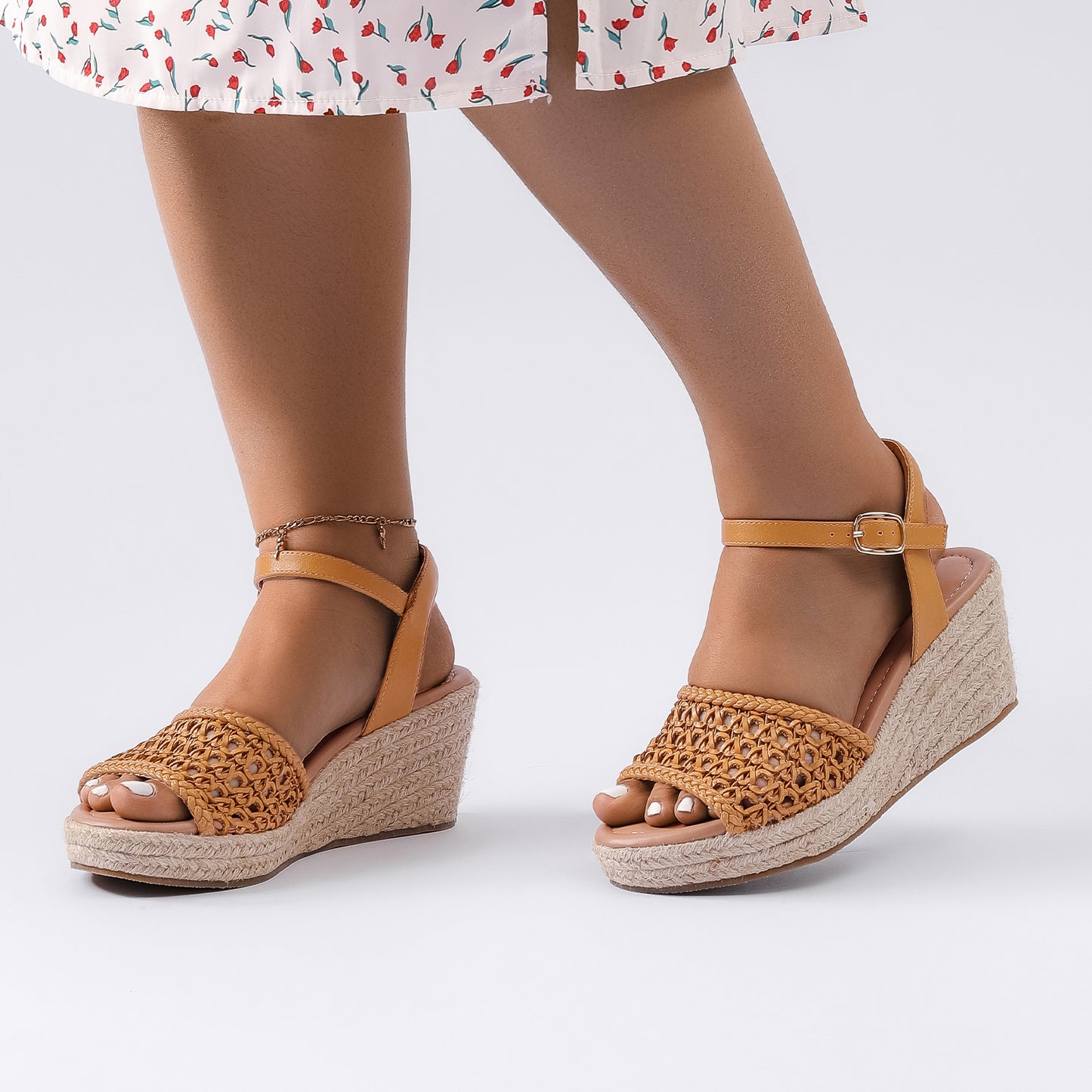 Luoika Women's Wide Width Wedge Sandals, Ankle Strap Open Toe Platform Wedge Pump Heel Women's Sandals Concise Casual Summer Shoes.