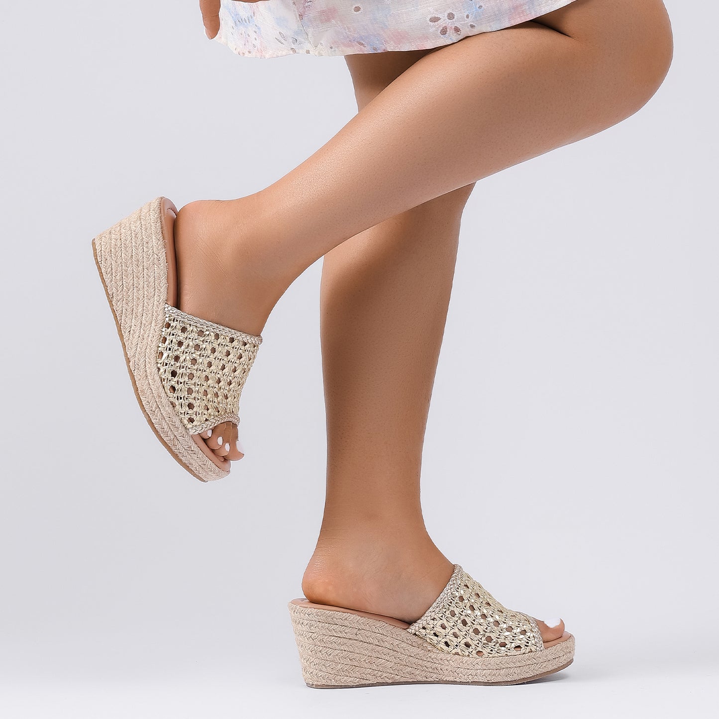Luoika Women's Wide Width Wedge Slides Sandals, Slip on Plateform Wedge Pump Heel Casual Summer Sandals for Women.