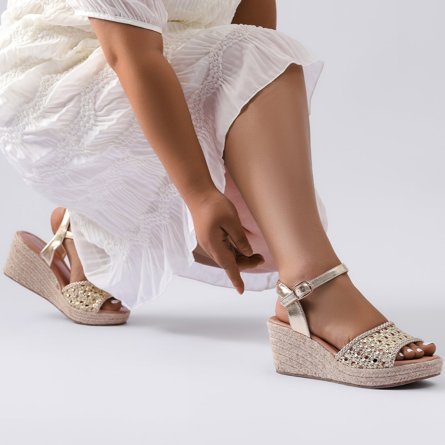 Luoika Women's Wide Width Wedge Sandals, Ankle Strap Open Toe Platform Wedge Pump Heel Women's Sandals Concise Casual Summer Shoes.