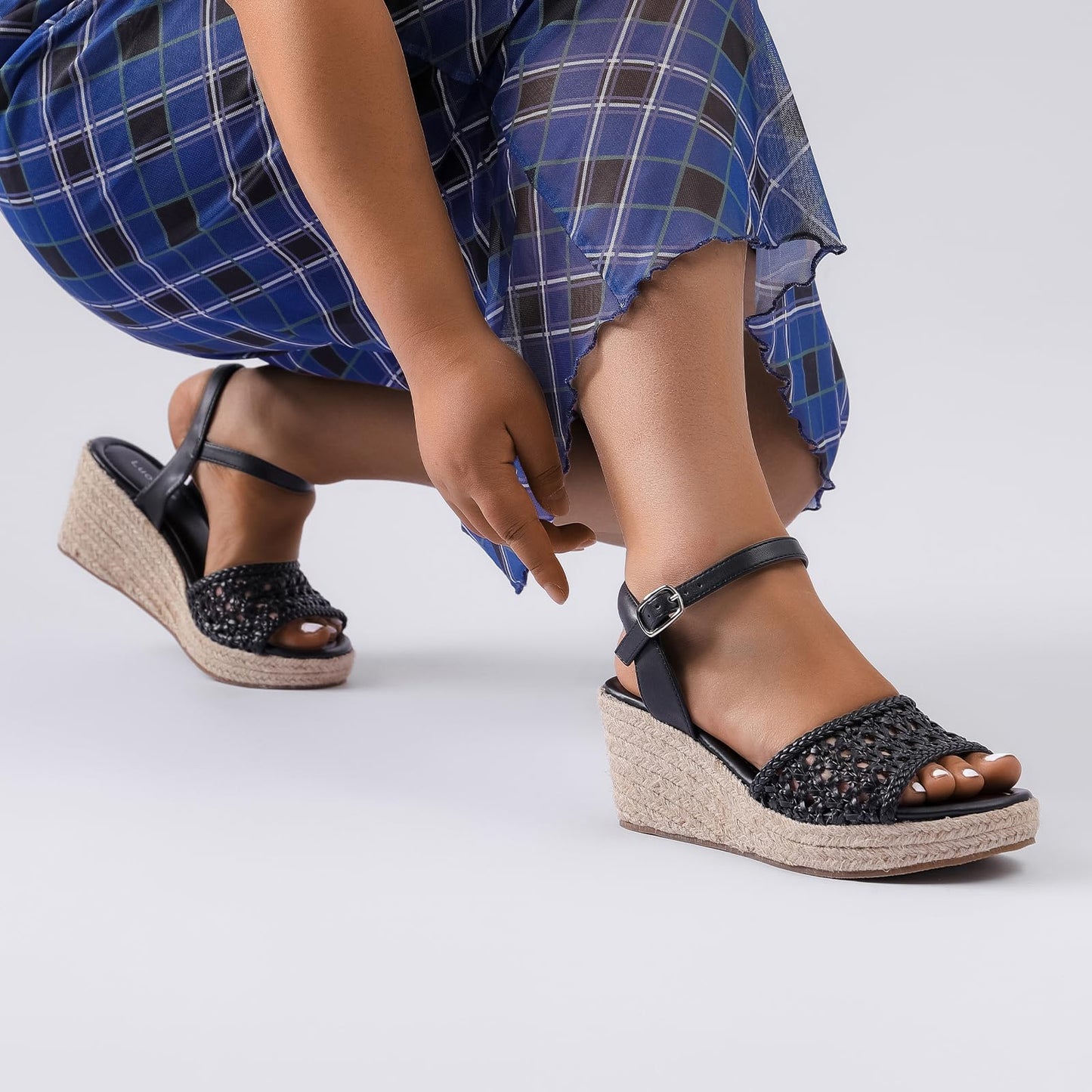 Luoika Women's Wide Width Wedge Sandals, Ankle Strap Open Toe Platform Wedge Pump Heel Women's Sandals Concise Casual Summer Shoes.