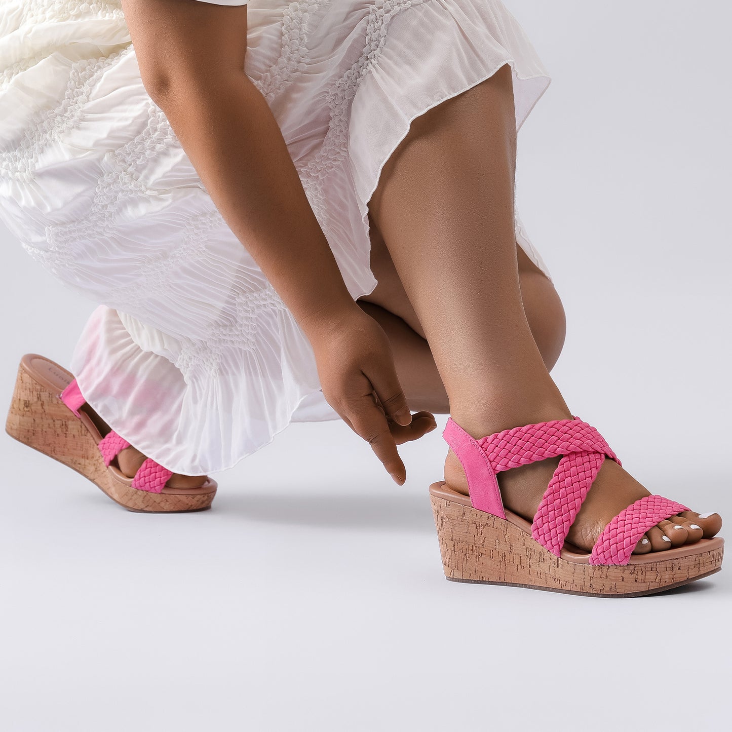 Luoika Women's Wide Width Wedge Sandals, Platform Wedge Pump Heel Ankle Strap Open Toe Women's Sandals Concise Casual Summer Shoes.